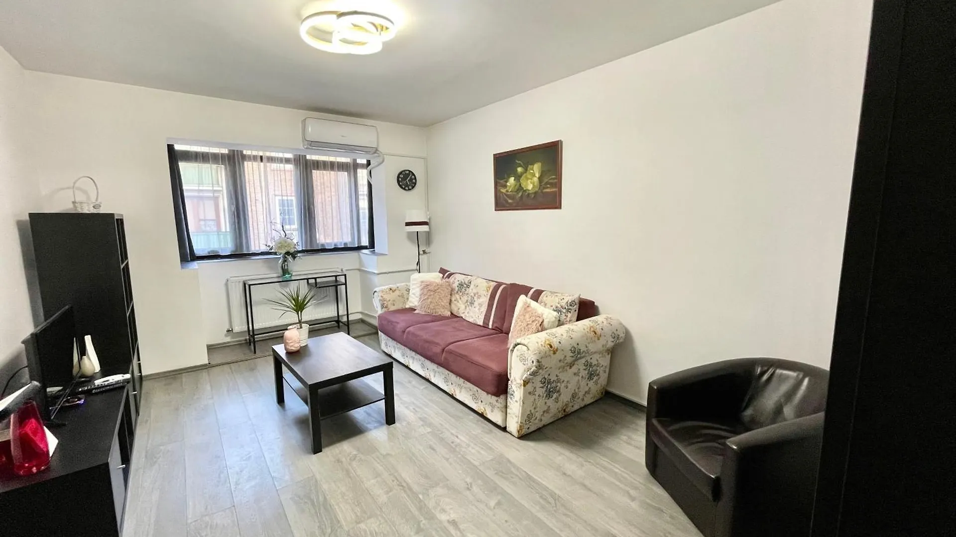Tower Old City Apartment Bucharest